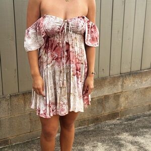 Chic Strapless Marble Print Dress